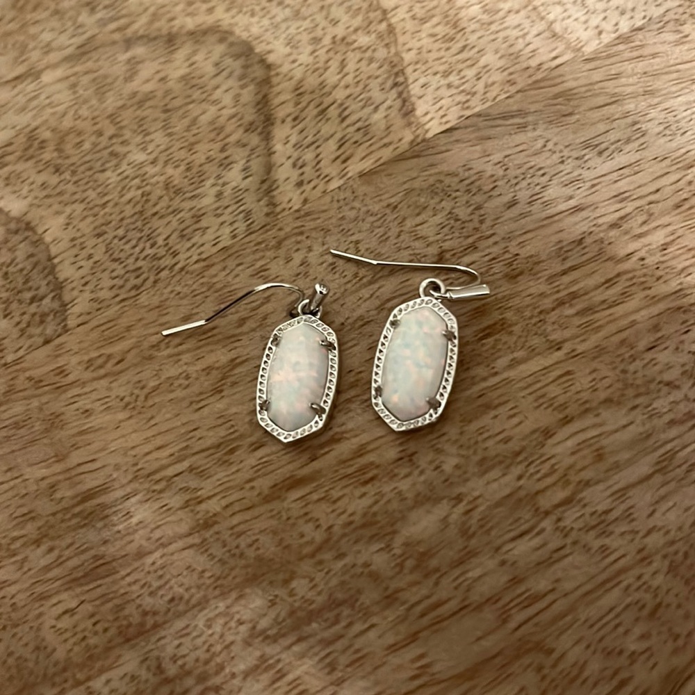 Kendra Scott Drop Earings